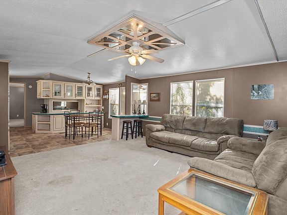 5th image of 288 Cardinal Way
