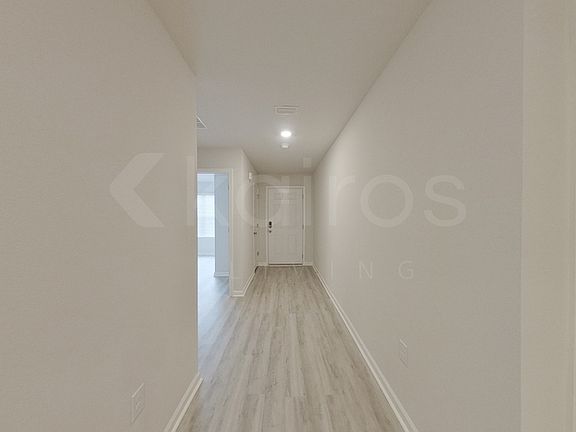 5th image of 285 Monarch Ln