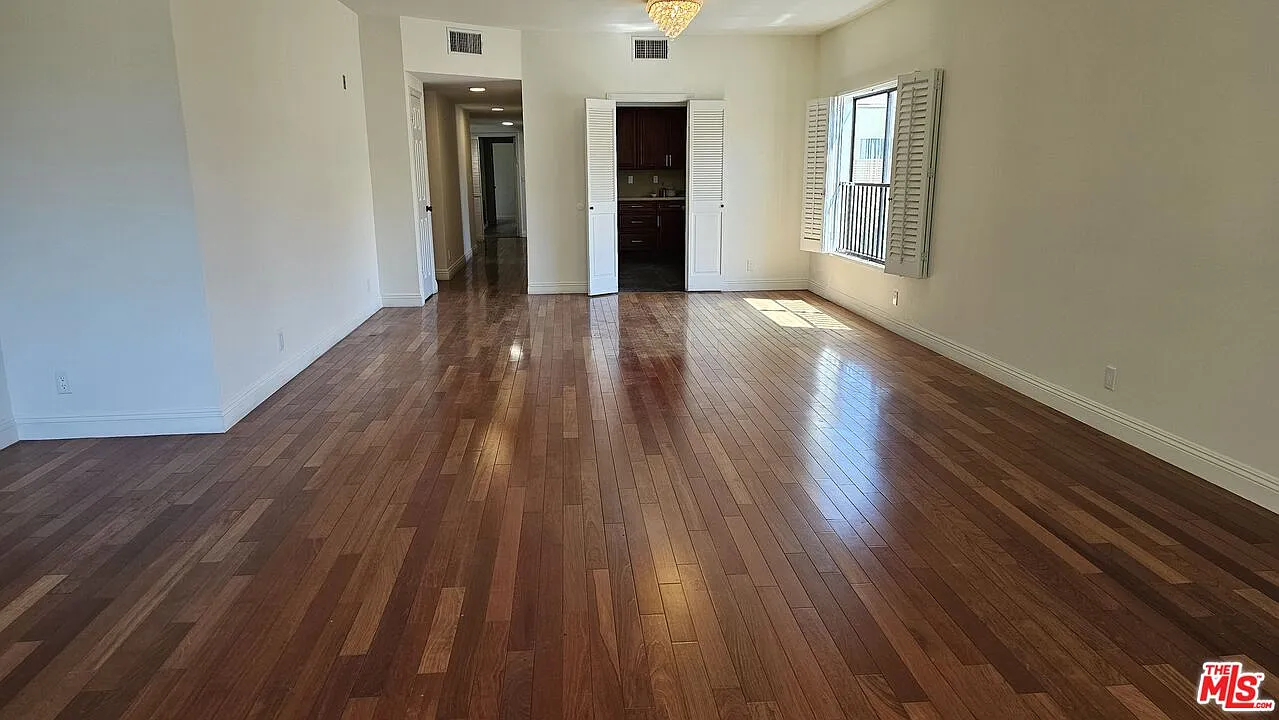 3 bed, 2.0 bath, 1788 sqft, $4,490 — Photo 3
