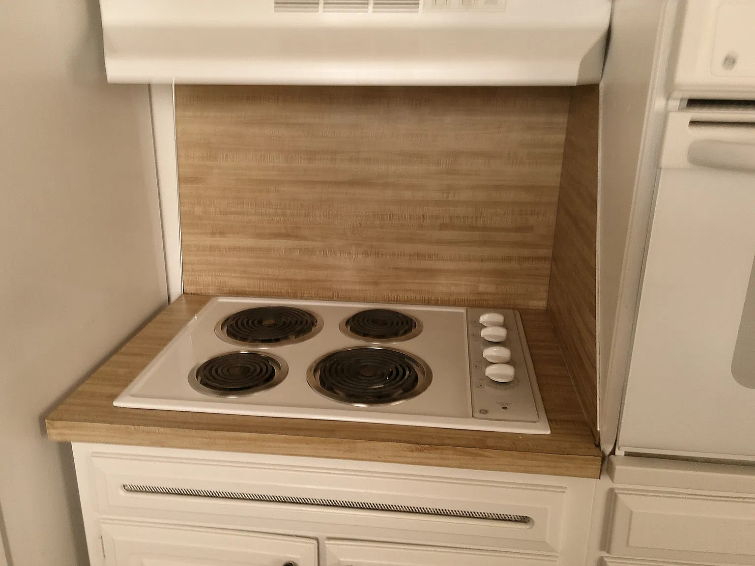 3 bed, 1.5 bath, 1005 sqft, $1,300 — Photo 4