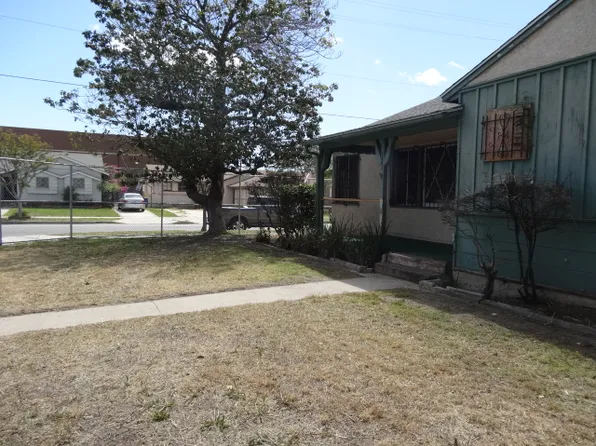 8541 Morehart Ave, Sun Valley, CA 91352