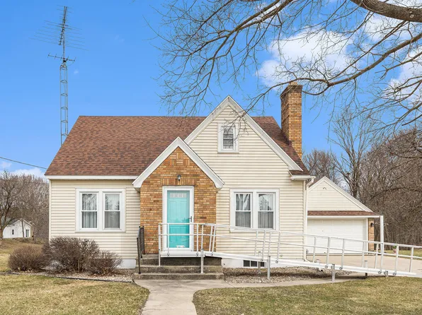 159 E State Rd, Grant, MI 49327