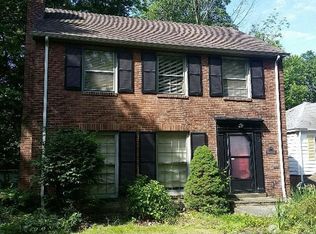 1050 Allston Rd, Cleveland Heights, OH 44121