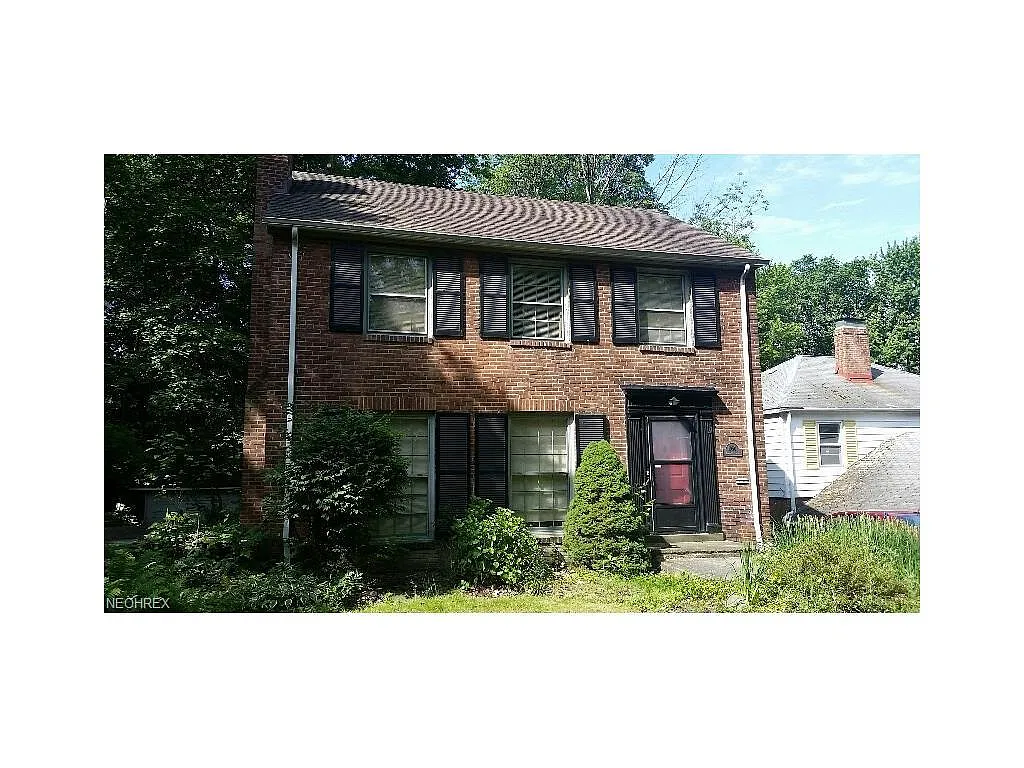 1050 Allston Rd photo 1