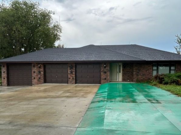 1124 S 104th Ave W