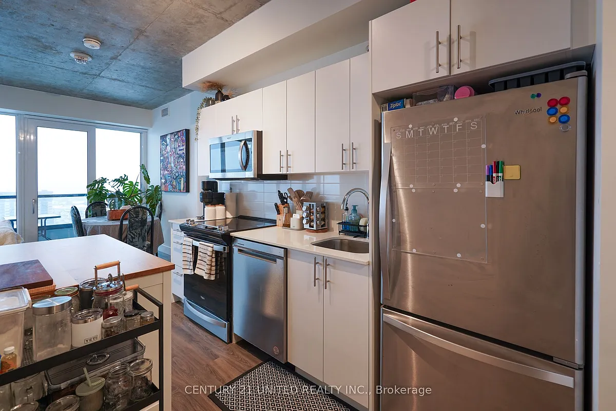 Building Photo - 80 Bond St E #1411