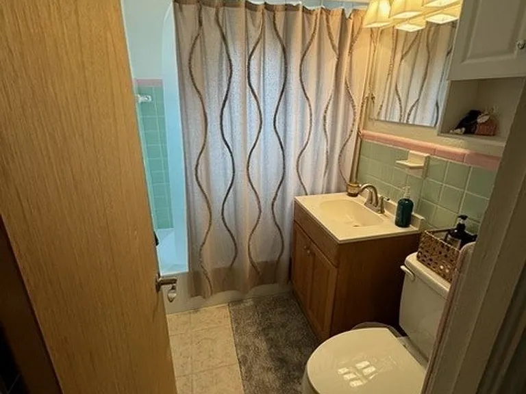 60 River Dr — Photo 7