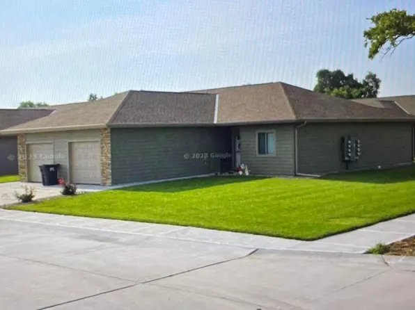 1419 S Adams St #210, Grand Island, NE 68801
