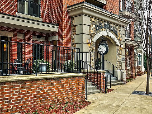 2nd image of 1803 Broadway APT 328