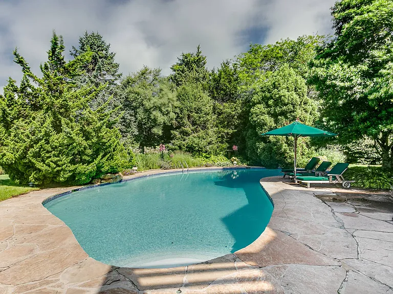 Herb Ct — Photo 24