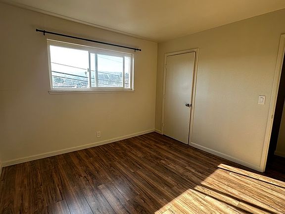 5th image of 114 Orange Ave