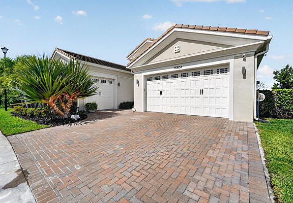 3rd image of 15804 Goldfinch Circle