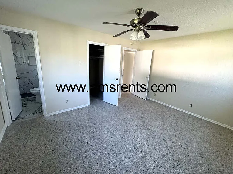 8332 Mara Vista Ct — Photo 20
