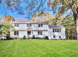 17 Briar Oak Dr, Weston, CT 06883