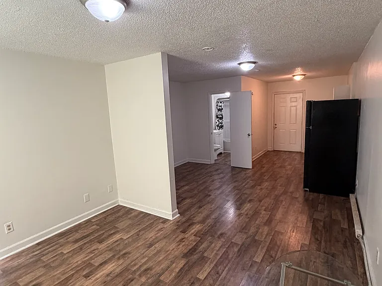 3805 Miriam Dr #2 — Photo 9