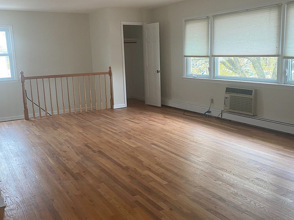 1st image of 96-15 157th Ave