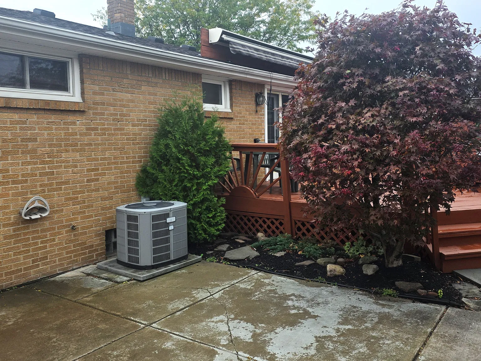 3 bed, 1316 sqft, $2,500 — Photo 2