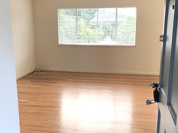 4th image of 422 S Bernardo Ave APT 2