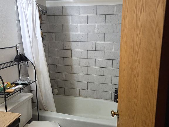 5th image of 4725 Toronto St #4