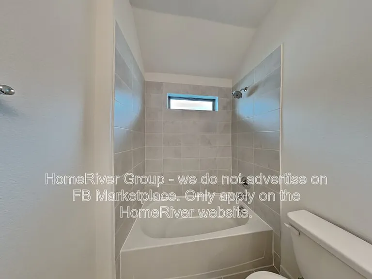 425 Leopold Trl — Photo 16