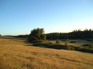 12594 Auburn Rd, Grass Valley, CA 95949