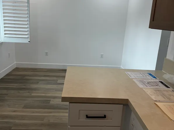 404 S Merrill St Unit 2, Corona, CA 92882