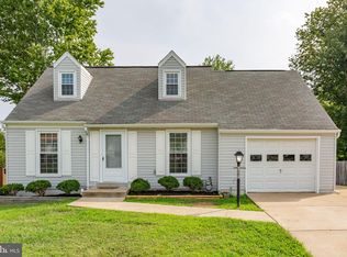 5685 Saffron Ln, Woodbridge, VA 22193