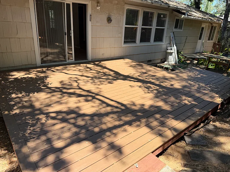 946 King Henry Way — Photo 4