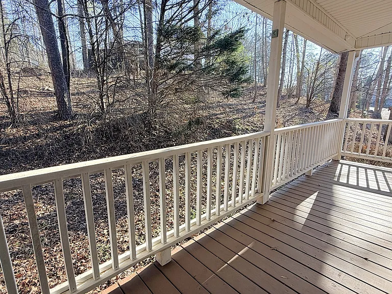 3395 Woodlake Ln — Photo 9