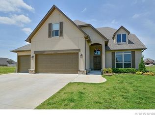 1504 E Quanah St, Broken Arrow, OK 74011