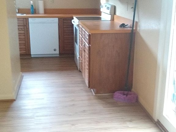 5th image of 39572 Pitkin Rd
