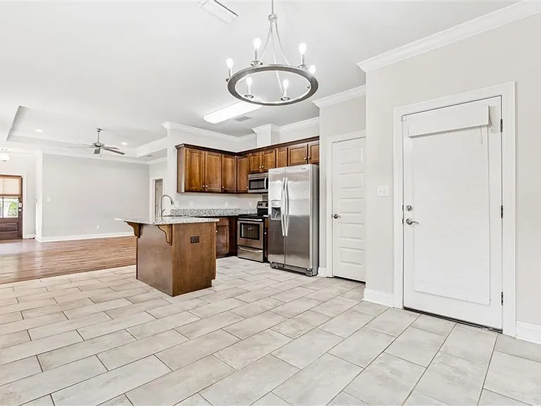 856 Linlen Ave — Photo 7
