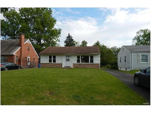 8016 Blueberry Ln photo 1