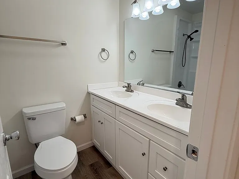 503 Virginia St — Photo 20