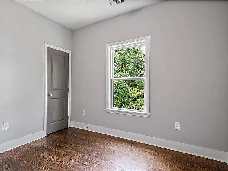 1005 Birch St — Photo 20