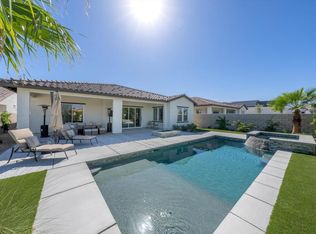75694 Axis Ct, Palm Desert, CA 92211