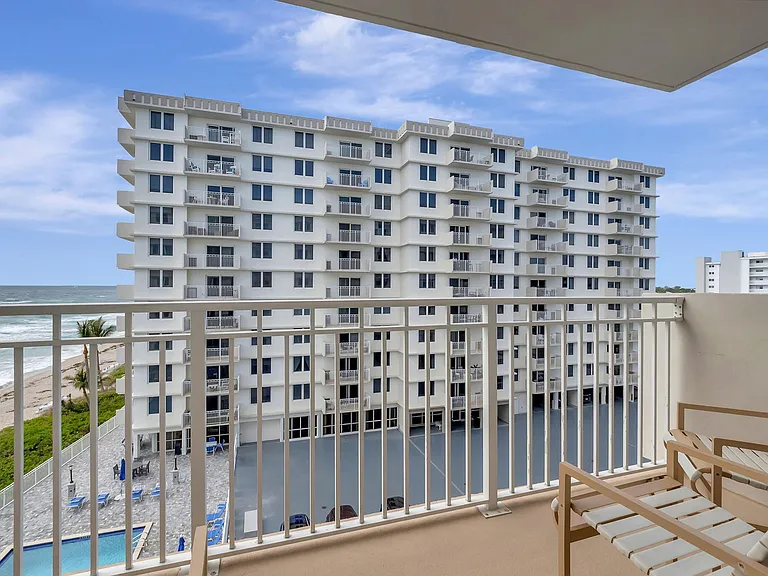 3215 S Ocean Blvd #509 — Photo 28
