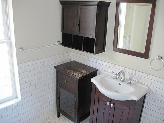 3rd image of 2632 N Bartlett Ave #A