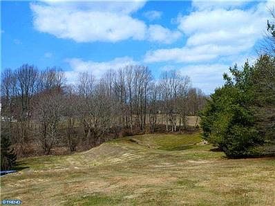 3rd image of 23 Walnut Dr