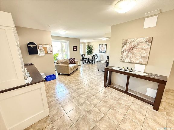 2nd image of 820 5th St NE #302