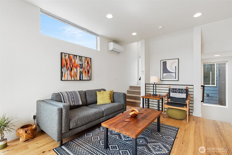 5th image of 2441 NW 61st Street #C