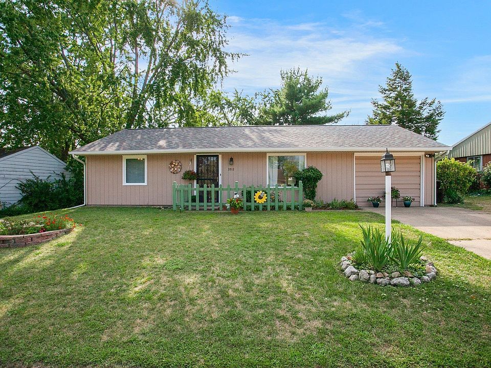 1st image of 3912 Greenmont Dr