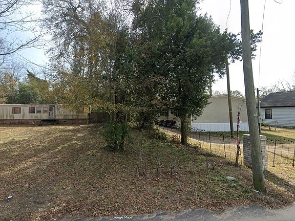3rd image of 226 W Williams St