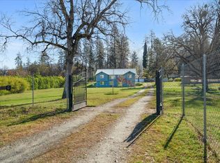 649 Pleasant Valley Rd, Merlin, OR 97532