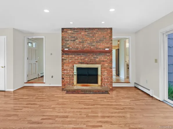 458 Elm Street, Monroe, CT 06468