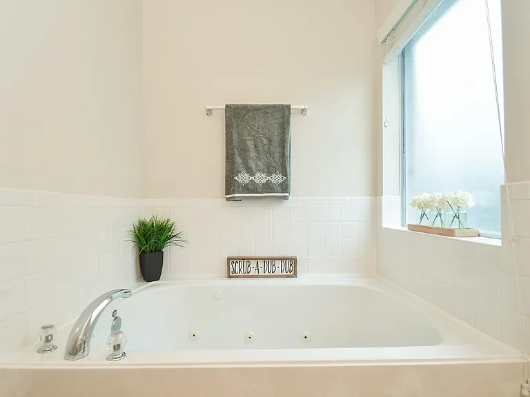 128 Emerald Loch Ln — Photo 28