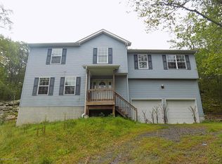 1177 Kensington Dr, East Stroudsburg, PA 18301