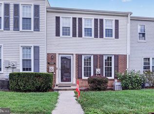 6484 Fenestra Ct, Burke, VA 22015