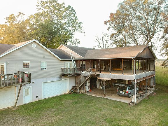 3rd image of 10249 Arnold Ln