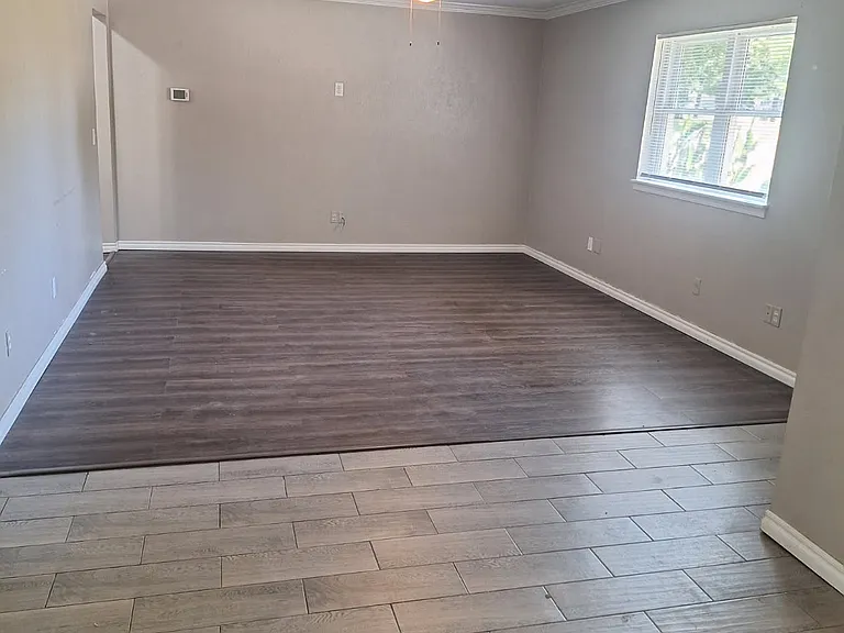 1700 W Circle Dr — Photo 3